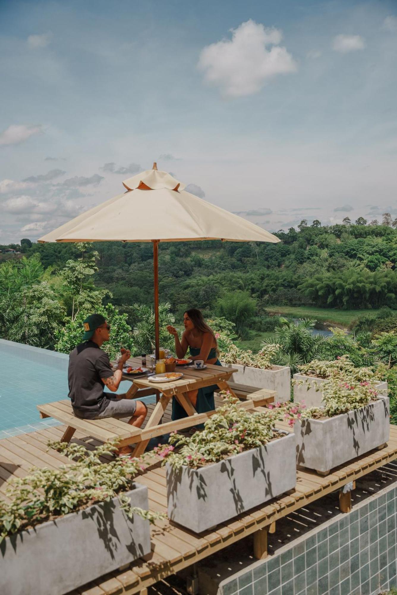 Glamping Entre Rios Hotel Calarcá Kültér fotó